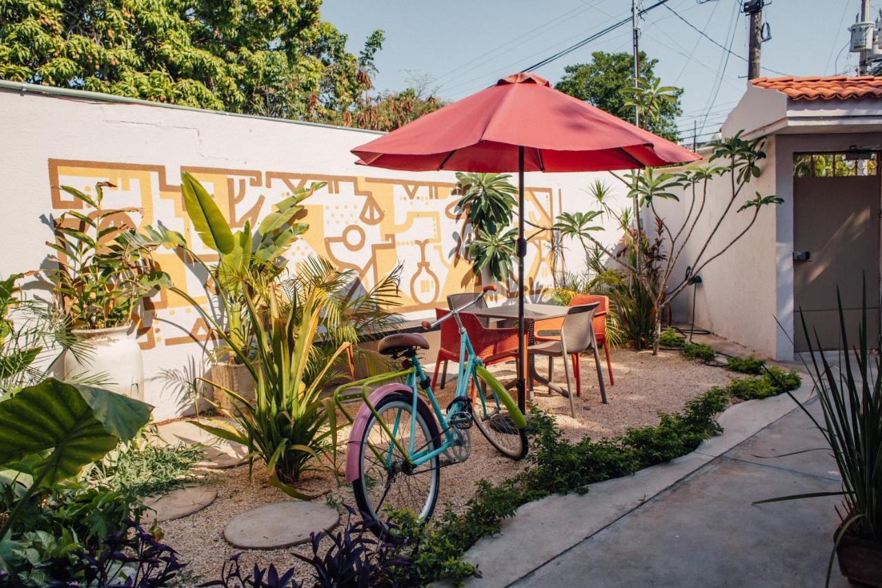 Casa Encuentro De Joaquin Garcia Hostel Merida Exterior photo